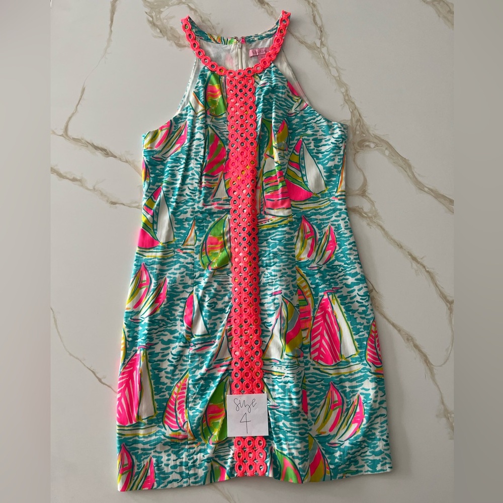 Size 4 Lilly Pulitzer dress. Great condition.